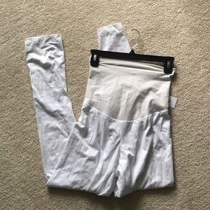 Maternity leggings - full length - white.